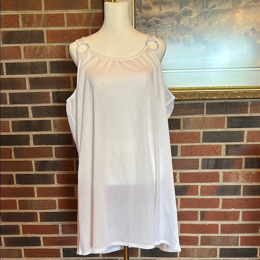 Apt.9 swimsuit coverup size XXL white with accent ring at shoulders.